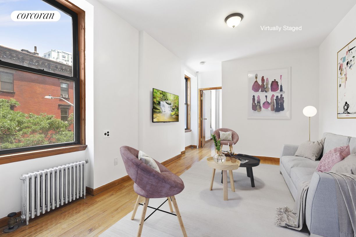 Foto principal - 242 E 85th St