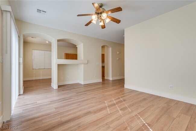 Foto del edificio - 8079 Duneville St