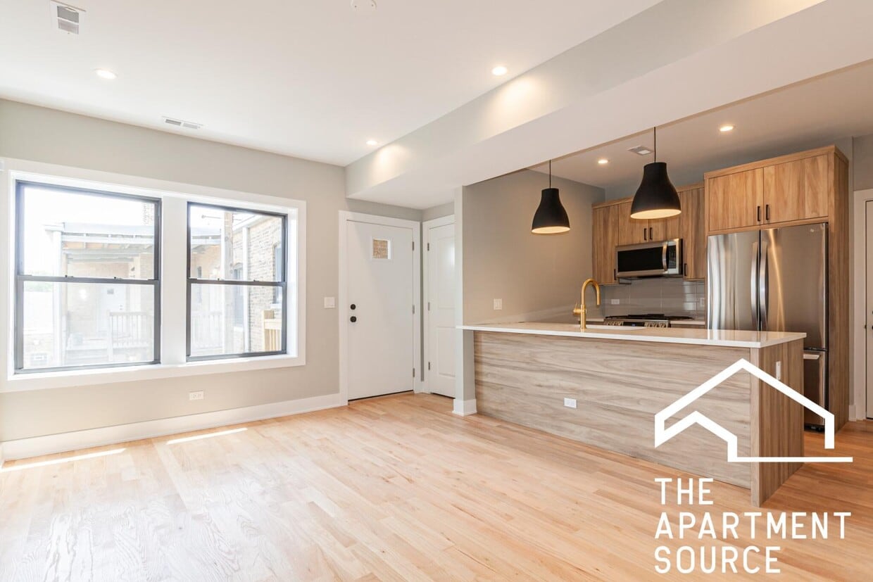 Photo - 2455 West Logan Boulevard #2