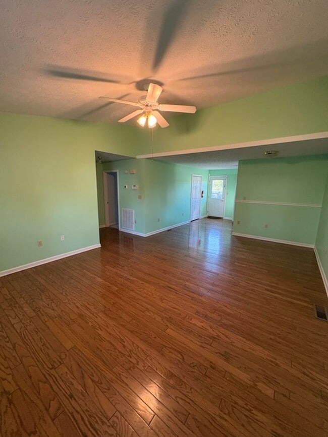 Foto del edificio - 1801 Brookline Ct