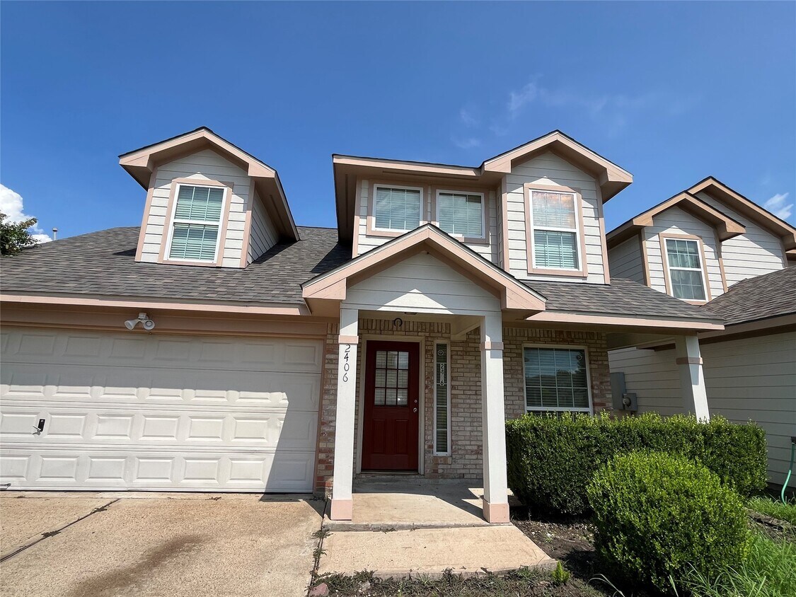 Foto principal - 2406 Laconia Ct