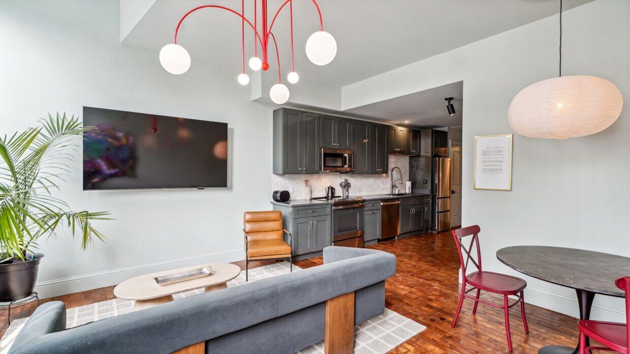 Foto principal - 310 N Rampart St