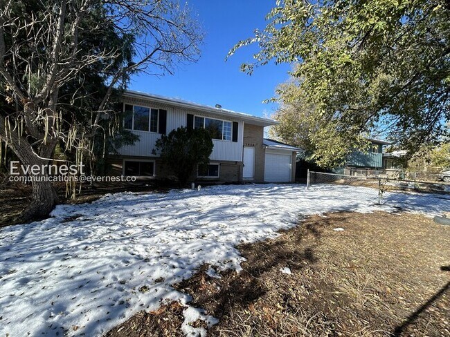 Foto del edificio - 1456 Bonita Dr