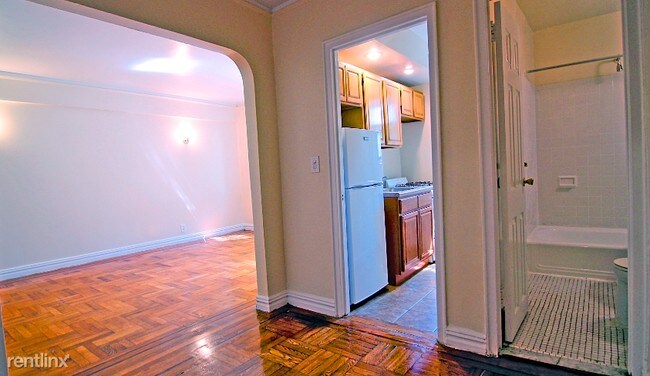 Foto del edificio - 377 E 153rd St