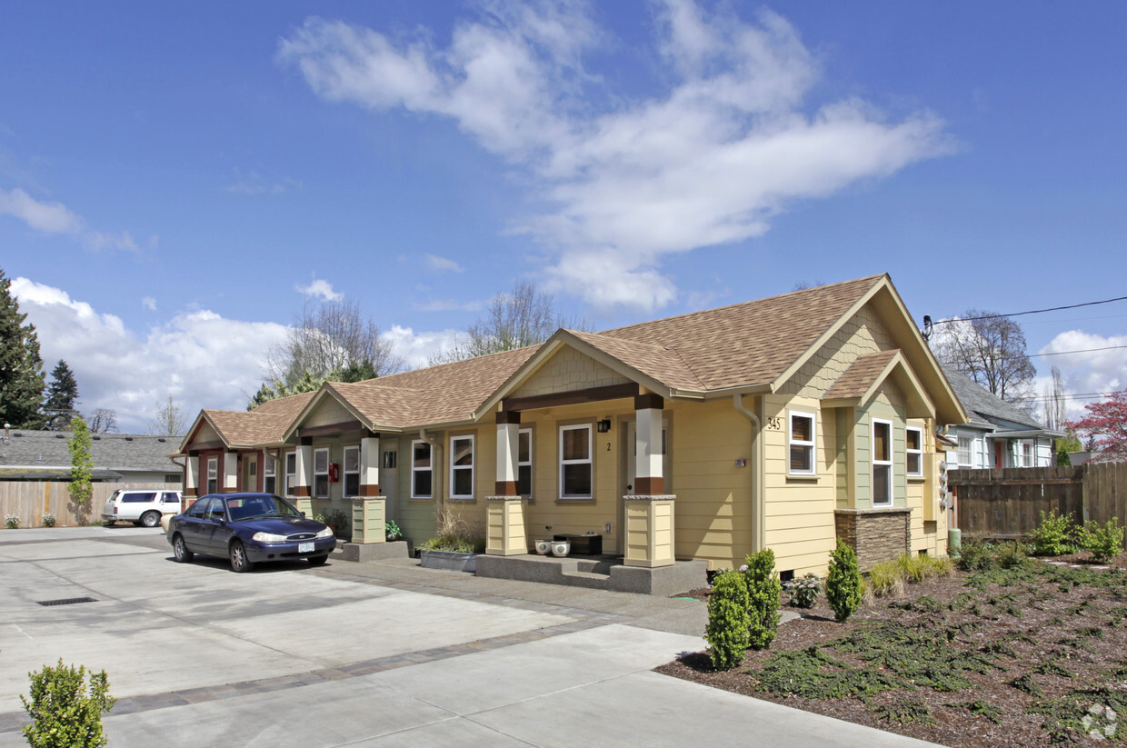 Primary Photo - Lincoln Street Apartments