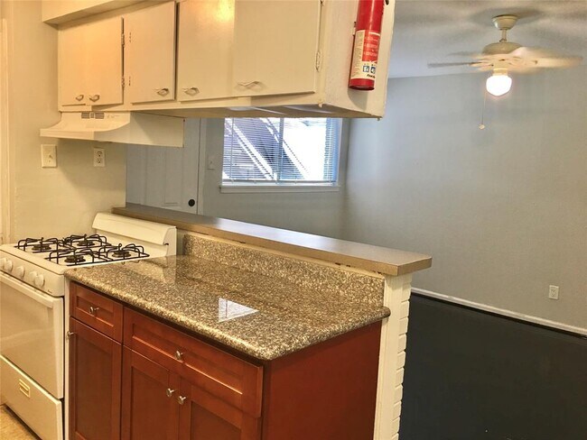 Foto del edificio - 1849 Richmond Ave.