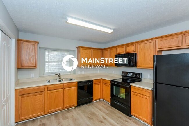 Foto del edificio - 2 Bedroom Pet-Friendly Home in La Vergne, TN with Main Street Renewal