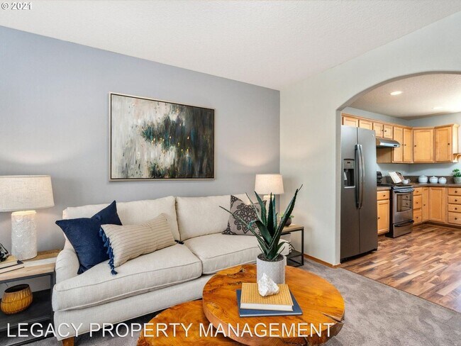 4 br, 3 bath House - 408 Logus Street photo'