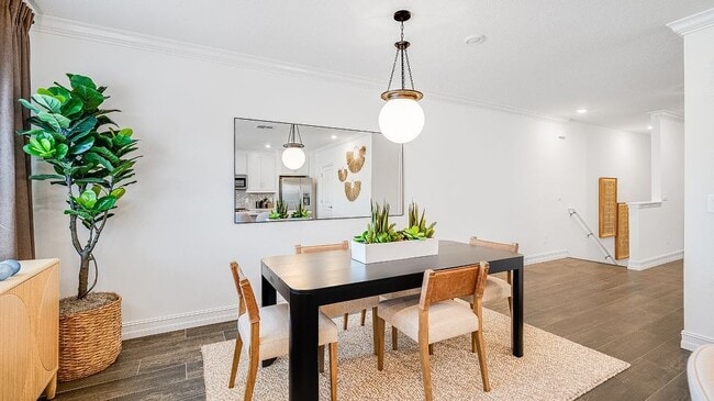 Building Photo - 4510 S Manhattan Ave