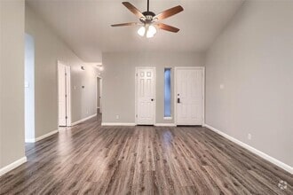 Building Photo - 9620 Sugar Hill Dr