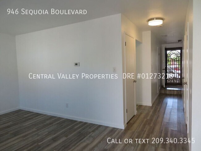 Foto del edificio - 946 Sequoia Blvd