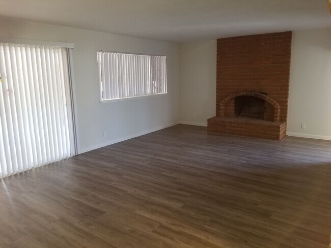 Building Photo - SOUTH SAN DIEGO -  4 bedroom with large bo...