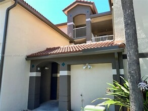 Building Photo - 460 S Park Rd