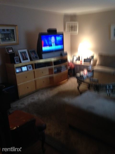 Foto del edificio - 3 br, 2 bath House - 7 Old South Avenue