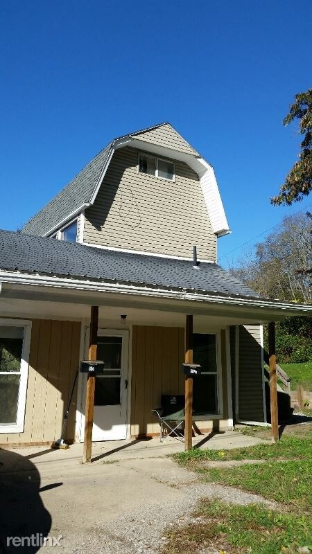 Primary Photo - 2 br, 1 bath House - 53 Depot St