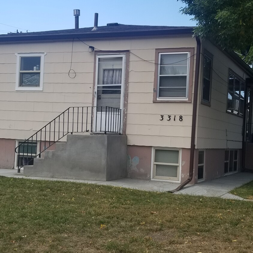 Primary Photo - 3318 Duff Ave