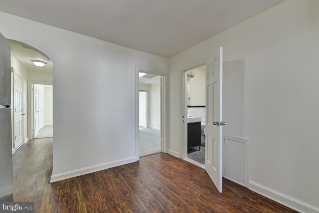 Building Photo - 315 Kennedy St NW