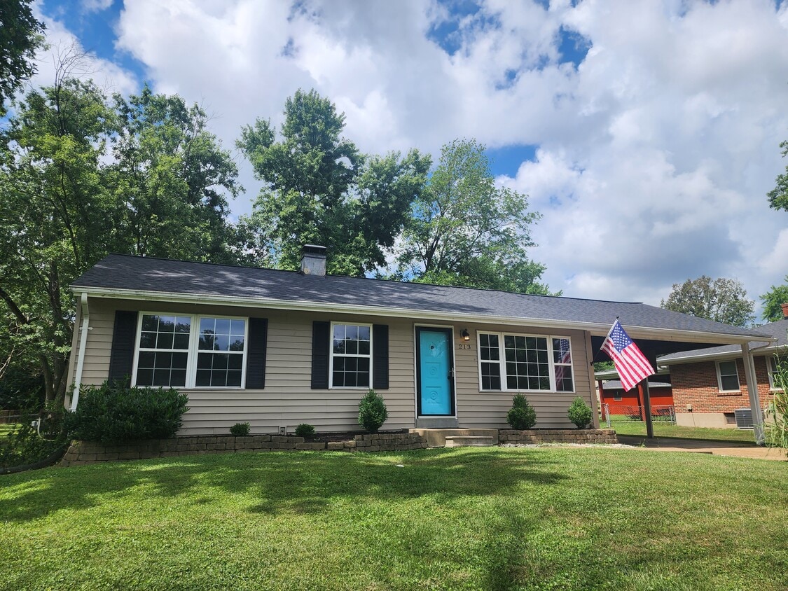Primary Photo - 213 Ramsey Ln