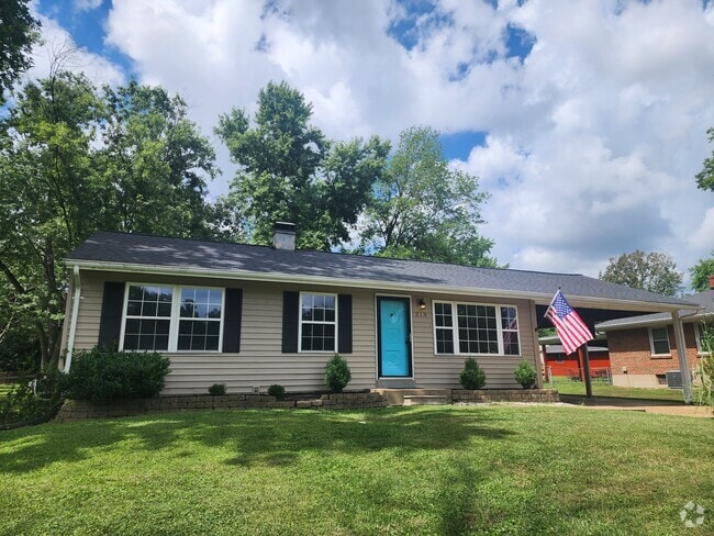 Building Photo - 213 Ramsey Ln