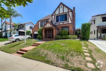 Foto principal - 446 N Orange Dr
