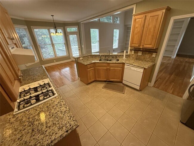 Foto del edificio - 5730 Devonshire Way