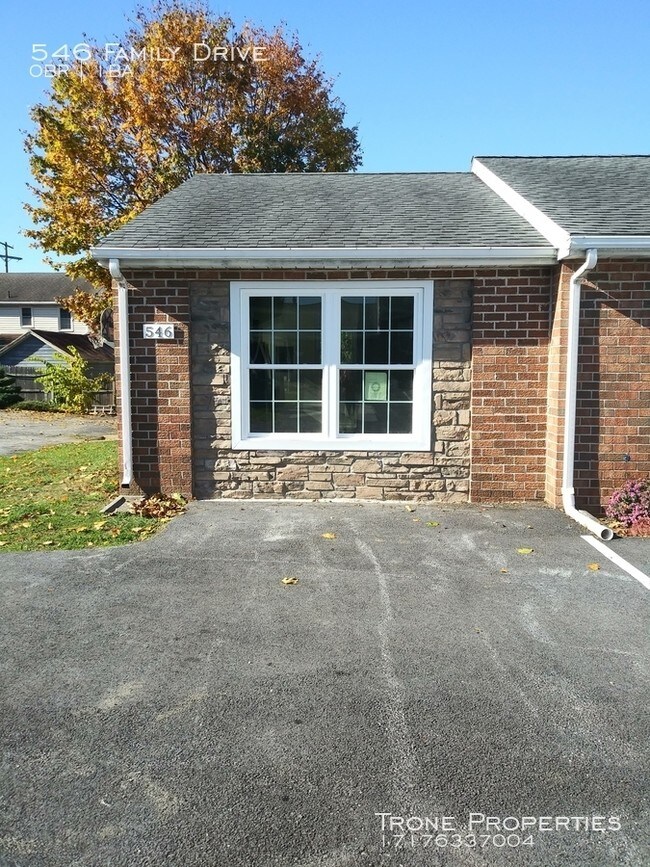 Building Photo - 546 Family Drive