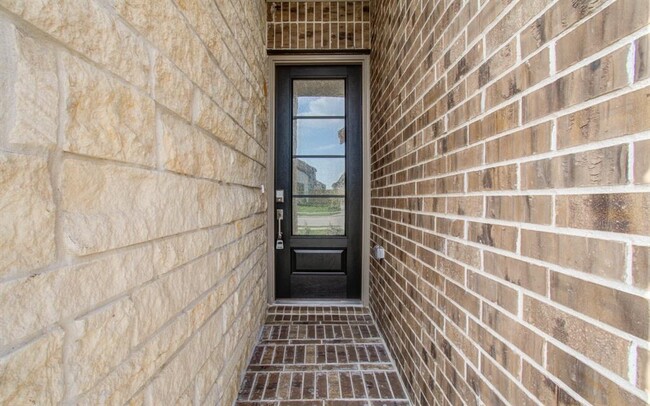 Building Photo - 30334 Tall Fescue Dr
