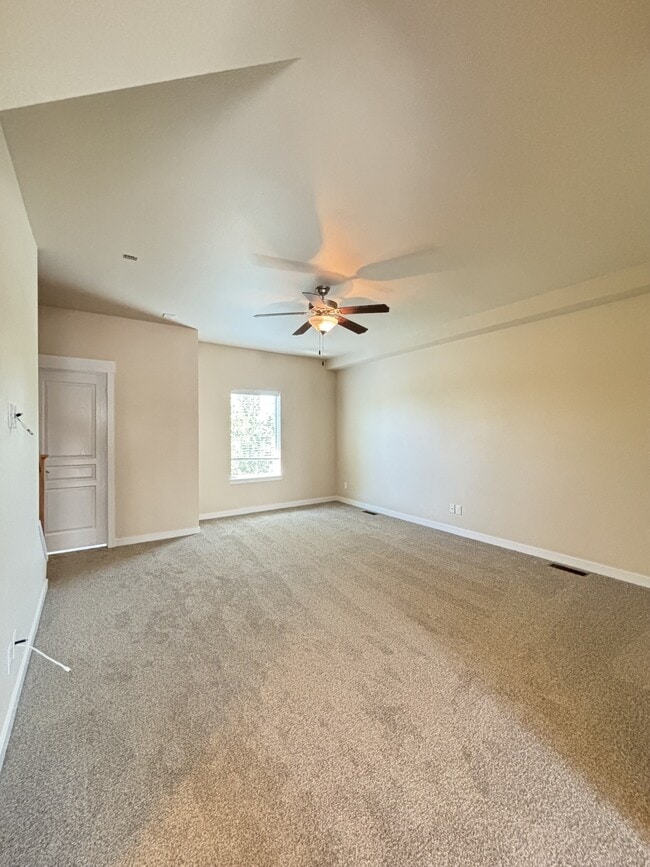 Building Photo - 8861 W Pine Valley Ln