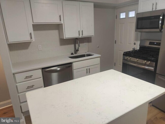 Foto del edificio - 934 W Porter St
