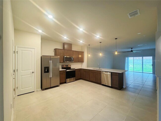 Foto del edificio - 393 Meadowland Pt