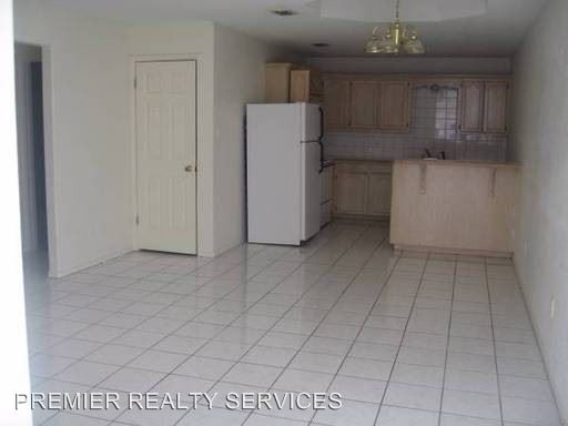 Building Photo - 2206 Kimberly Ln