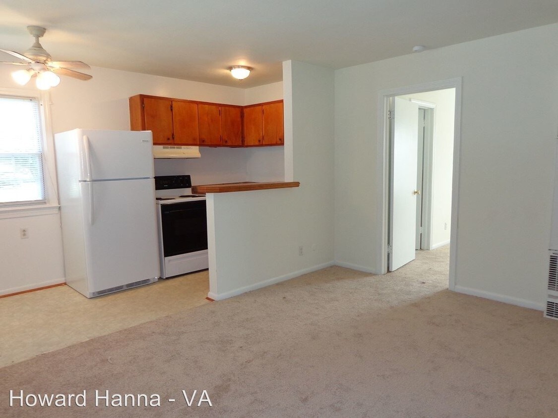 Foto principal - 407 E Little Creek Rd