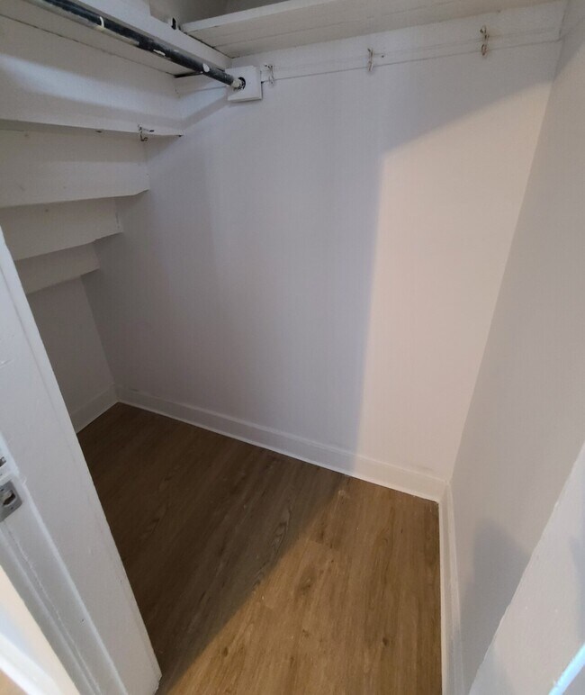 Building Photo - 97 Hawkins St