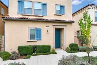 Building Photo - 893 Mango Ct