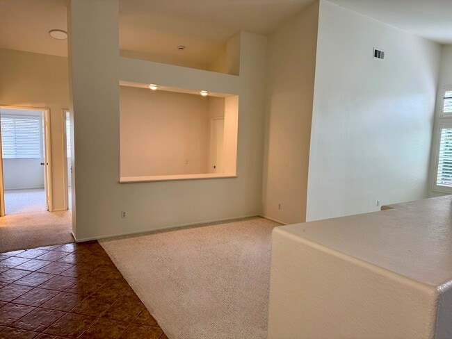Building Photo - 2471 Marigold Way