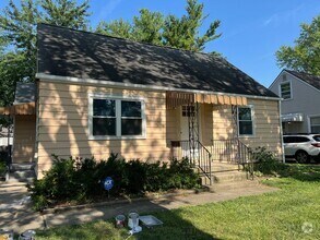 Building Photo - 3247 Walmar Dr