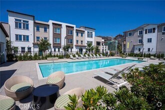 Building Photo - 8444 Milk Thistle Ln