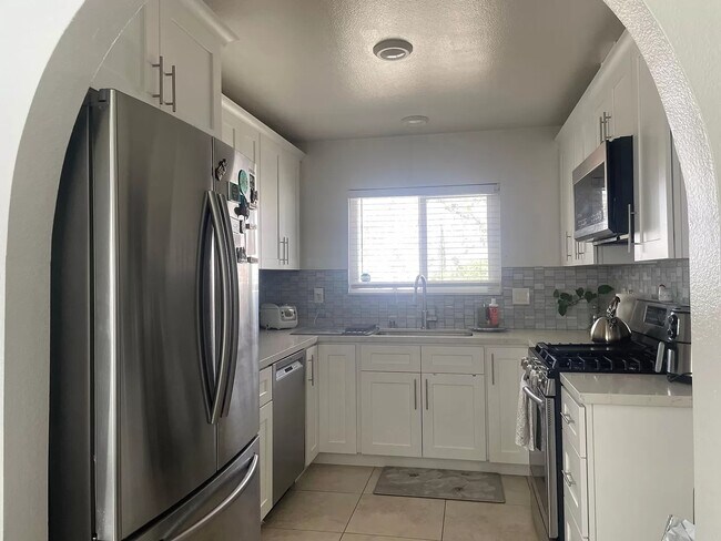 Building Photo - 26223 Cambria Ln