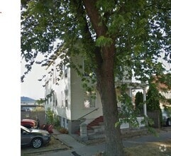 Building Photo - 4905 5th Ave