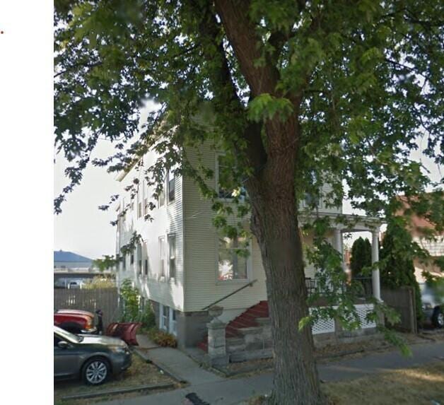 Primary Photo - 4905 5th Ave
