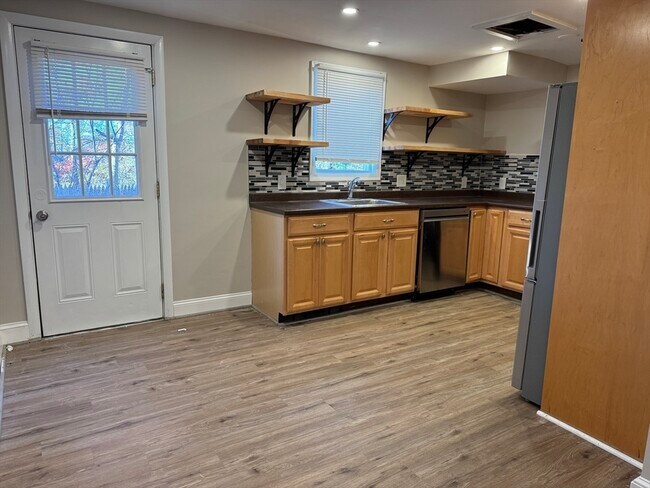 Foto del edificio - 66 Gardner St