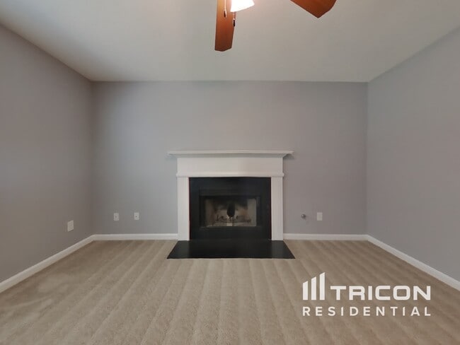 Foto del edificio - 341 Rosemont Ct