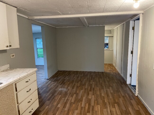 Foto del edificio - 3314 Pine Needle Dr