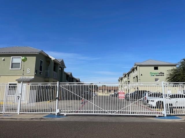 Primary Photo - 5402 Marcella Ave