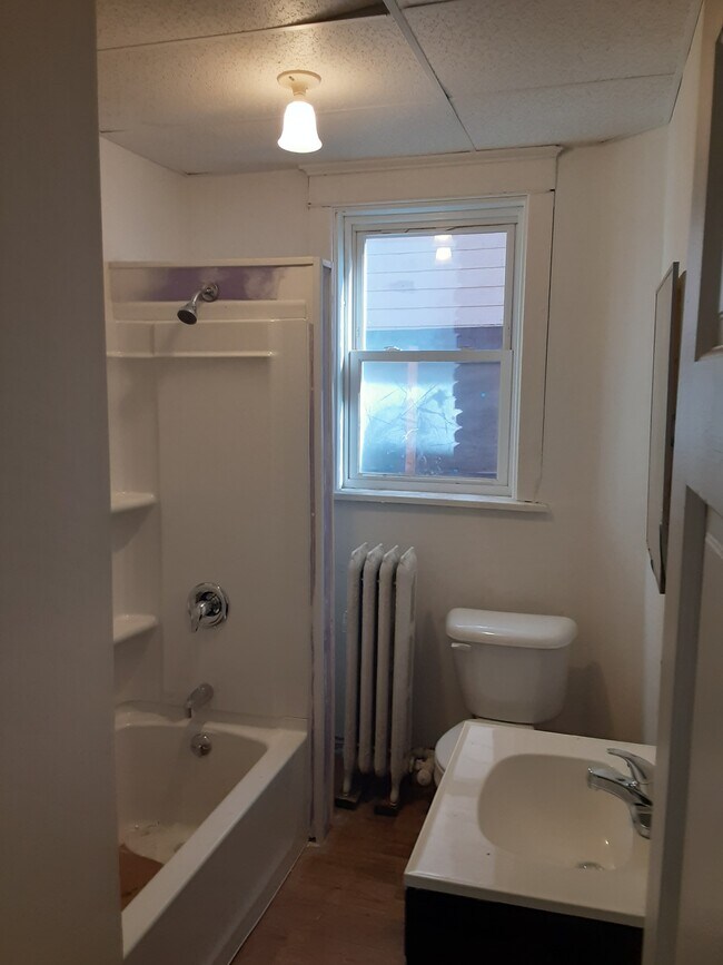 Building Photo - 1819 North St