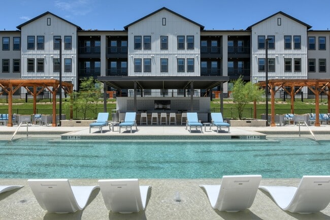 Building Photo - Alta Westover Hills