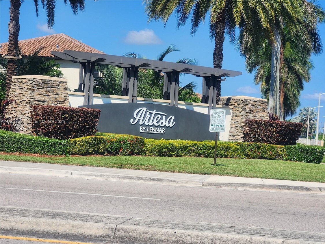 Primary Photo - 11549 SW 248th Ter