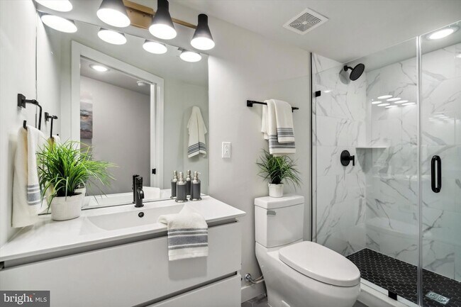 Foto del edificio - 1102 Germantown Ave