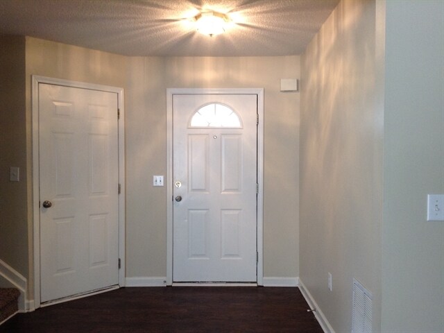 Building Photo - 118 Innisbrook Ln