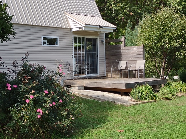 Foto del edificio - 9 Keller Dr